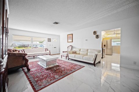 Villa ou maison à vendre à Boynton Beach, Floride: 2 chambres, 132.66 m2 № 2070663 - photo 9