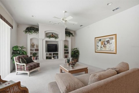 Villa ou maison à vendre à Spring Hill, Floride: 3 chambres, 236.99 m2 № 2225576 - photo 12