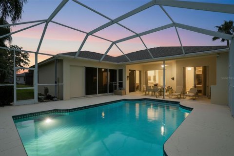 Villa ou maison à vendre à Spring Hill, Floride: 3 chambres, 236.99 m2 № 2225576 - photo 2