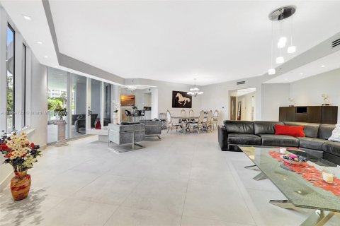 Condo in Aventura, Florida, 3 bedrooms  № 1865045 - photo 1