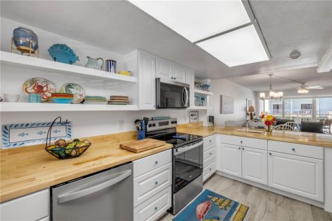 Купить кондоминиум в Нью-Смирна-Бич, Флорида 6 комнат, 98.48м2, № 2095263 - фото 8