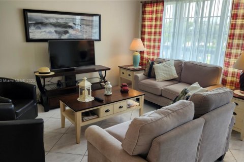 Condominio en venta en Deerfield Beach, Florida, 1 dormitorio, 54.35 m2 № 1928773 - foto 3