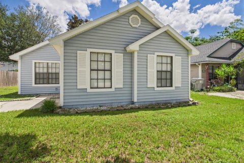 Casa en alquiler en Apopka, Florida, 2 dormitorios, 90.58 m2 № 1881205 - foto 1
