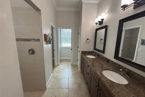 House in Gainesville, Florida 3 bedrooms, 141.21 sq.m. № 1918234 - photo 20