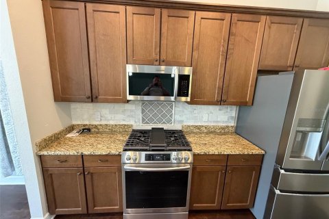House in Gainesville, Florida 3 bedrooms, 141.21 sq.m. № 1918234 - photo 11