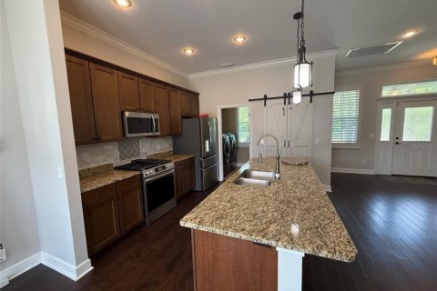 House in Gainesville, Florida 3 bedrooms, 141.21 sq.m. № 1918234 - photo 9