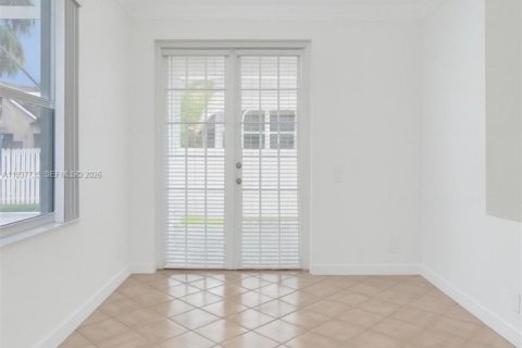 Villa ou maison à vendre à Weston, Floride: 5 chambres № 1995411 - photo 12