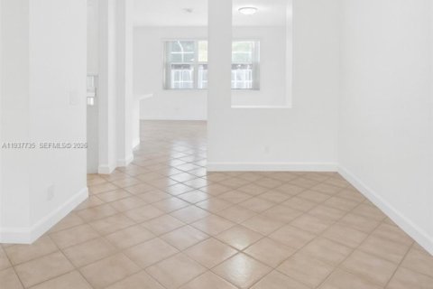 Villa ou maison à vendre à Weston, Floride: 5 chambres № 1995411 - photo 17