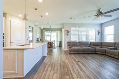House in Land O' Lakes, Florida 2 bedrooms, 178 sq.m. № 1870218 - photo 8