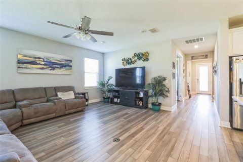 House in Land O' Lakes, Florida 2 bedrooms, 178 sq.m. № 1870218 - photo 10