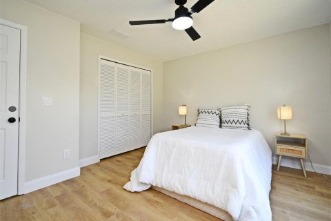 House in Sanford, Florida 3 bedrooms, 124.4 sq.m. № 1838993 - photo 22