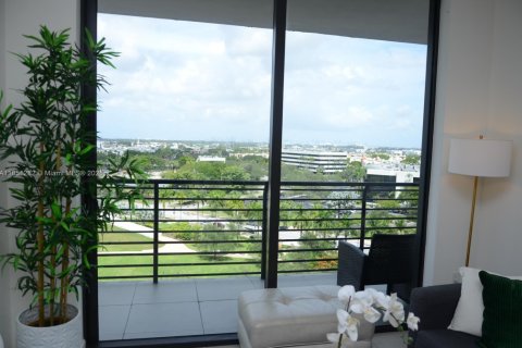 Condo in Doral, Florida, 2 bedrooms  № 1855332 - photo 9