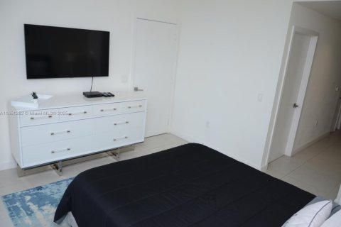 Condo in Doral, Florida, 2 bedrooms  № 1855332 - photo 28