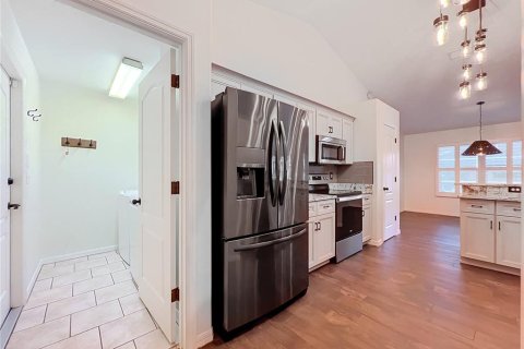 Villa ou maison à vendre à Clermont, Floride: 3 chambres, 168.52 m2 № 2203154 - photo 19