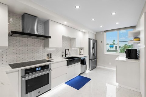 Copropriété à vendre à Longboat Key, Floride: 2 chambres, 135.27 m2 № 2372883 - photo 12