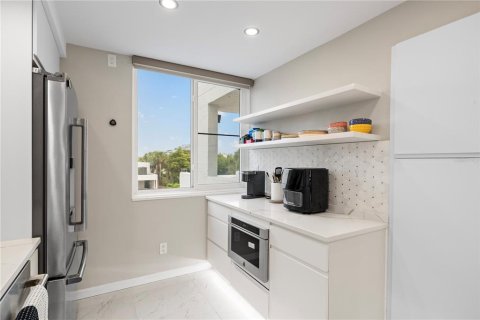 Copropriété à vendre à Longboat Key, Floride: 2 chambres, 135.27 m2 № 2372883 - photo 13