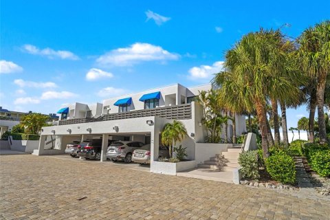 Copropriété à vendre à Longboat Key, Floride: 2 chambres, 135.27 m2 № 2372883 - photo 4