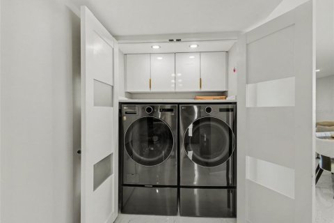Copropriété à vendre à Longboat Key, Floride: 2 chambres, 135.27 m2 № 2372883 - photo 28