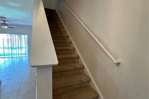 Touwnhouse à louer à Orlando, Floride: 2 chambres, 91.69 m2 № 2291301 - photo 7