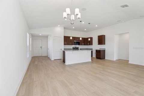 Villa ou maison à vendre à Lake Wales, Floride: 3 chambres, 147.16 m2 № 2410223 - photo 4