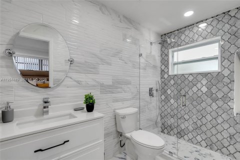 Casa en alquiler en Hialeah, Florida, 3 dormitorios, 167.22 m2 № 2010601 - foto 26