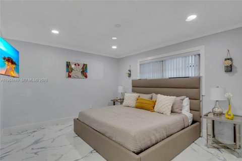 Casa en alquiler en Hialeah, Florida, 3 dormitorios, 167.22 m2 № 2010601 - foto 17