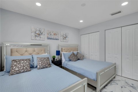 Casa en alquiler en Hialeah, Florida, 3 dormitorios, 167.22 m2 № 2010601 - foto 14