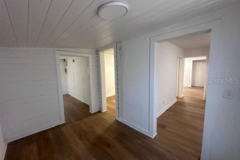 Propiedad comercial en alquiler en Bunnell, Florida, 107.49 m2 № 1587438 - foto 24