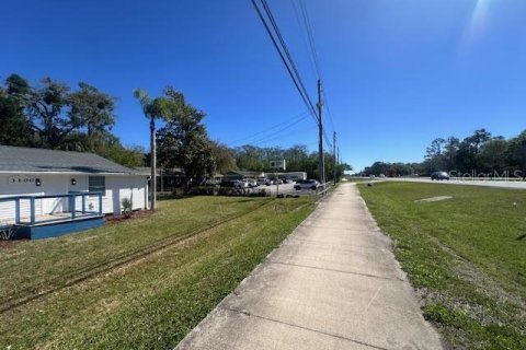 Propiedad comercial en alquiler en Bunnell, Florida, 107.49 m2 № 1587438 - foto 4