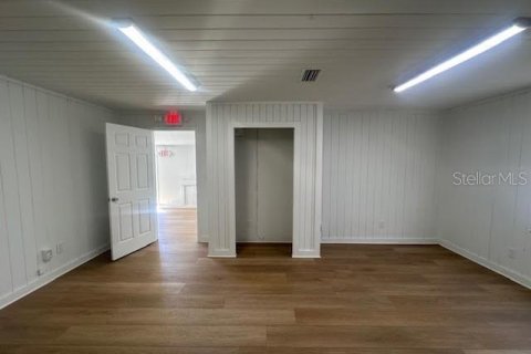 Propiedad comercial en alquiler en Bunnell, Florida, 107.49 m2 № 1587438 - foto 26