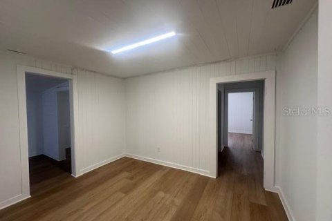 Propiedad comercial en alquiler en Bunnell, Florida, 107.49 m2 № 1587438 - foto 14