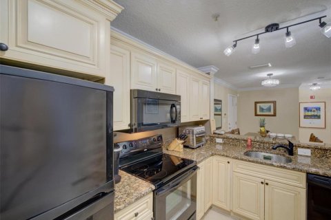 Купить кондоминиум в Киссимми, Флорида 7 комнат, 91.97м2, № 1907559 - фото 16