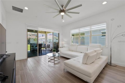 Villa ou maison à louer à Orlando, Floride: 3 chambres, 150.22 m2 № 2151064 - photo 11