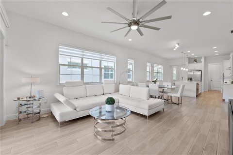 Villa ou maison à louer à Orlando, Floride: 3 chambres, 150.22 m2 № 2151064 - photo 7
