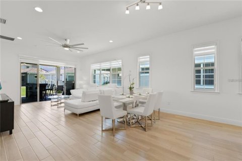 Villa ou maison à louer à Orlando, Floride: 3 chambres, 150.22 m2 № 2151064 - photo 10