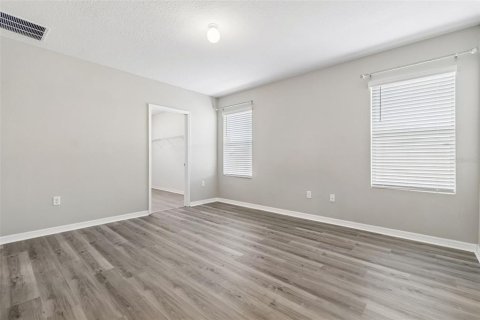 House in Wimauma, Florida 4 bedrooms, 215.9 sq.m. № 2224421 - photo 28
