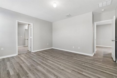 House in Wimauma, Florida 4 bedrooms, 215.9 sq.m. № 2224421 - photo 30