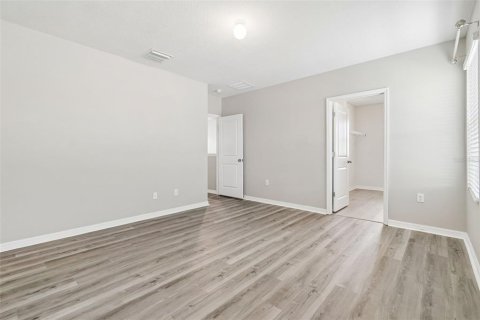 House in Wimauma, Florida 4 bedrooms, 215.9 sq.m. № 2224421 - photo 29