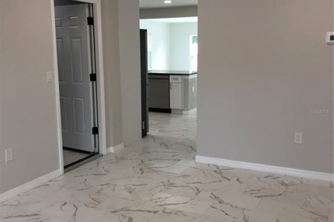 Casa en alquiler en Sarasota, Florida, 3 dormitorios, 155.33 m2 № 2106168 - foto 16