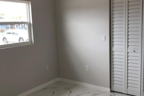 Casa en alquiler en Sarasota, Florida, 3 dormitorios, 155.33 m2 № 2106168 - foto 10