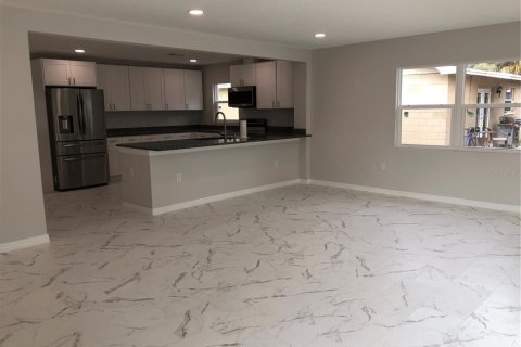 Casa en alquiler en Sarasota, Florida, 3 dormitorios, 155.33 m2 № 2106168 - foto 8