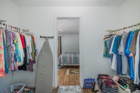 Condo in Tampa, Florida, 2 bedrooms № 2099258 - photo 20