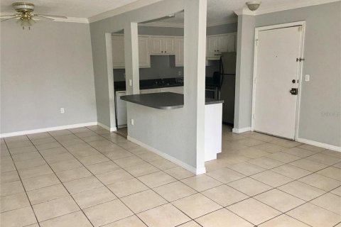 Condominio en alquiler en Maitland, Florida, 2 dormitorios, 97.64 m2 № 1823106 - foto 4