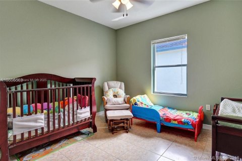 Villa ou maison à vendre à Homestead, Floride: 4 chambres, 284.1 m2 № 1948091 - photo 10