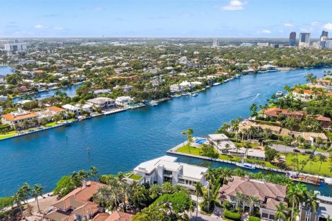Casa en venta en Fort Lauderdale, Florida, 6 dormitorios, 943.89 m2 № 2246573 - foto 6