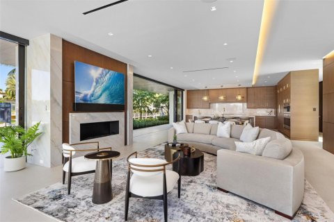 Casa en venta en Fort Lauderdale, Florida, 6 dormitorios, 943.89 m2 № 2246573 - foto 29
