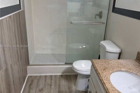 Copropriété à louer à Plantation, Floride: 2 chambres, 117.06 m2 № 2401546 - photo 2