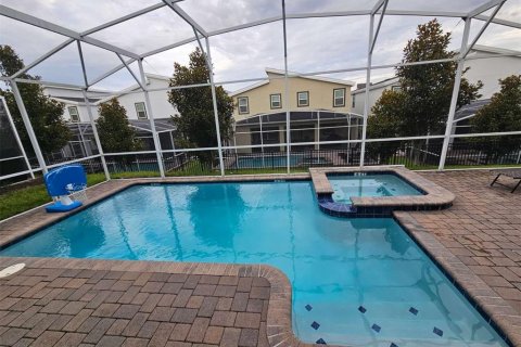 Villa ou maison à vendre à Davenport, Floride: 7 chambres, 373.37 m2 № 2102497 - photo 3