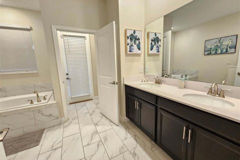 Villa ou maison à vendre à Davenport, Floride: 7 chambres, 373.37 m2 № 2102497 - photo 16