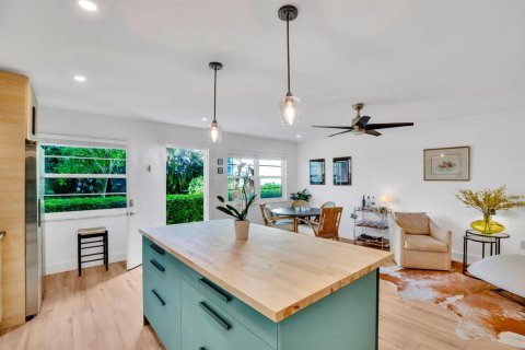 Condo in Indian River Shores, Florida, 1 bedroom № 2078222 - photo 6
